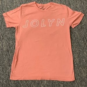Jolyn coral colored tshirt